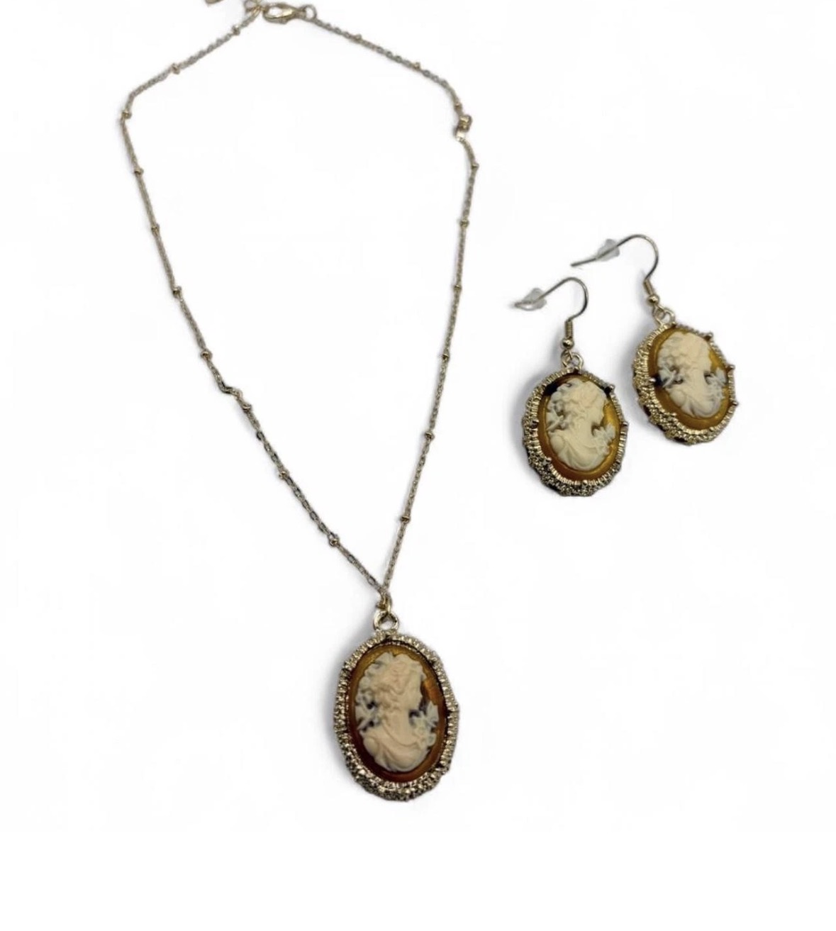 Amber Cameo Jewelry set